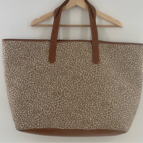 Le Weekend Anthropologie Travel Beach Vacation Leopard Print Tote - Picture 2 of 10